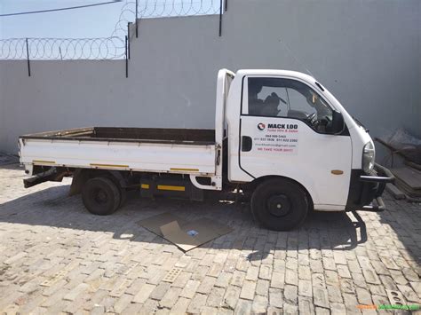 Used 2010 kia k2700 in South Africa .